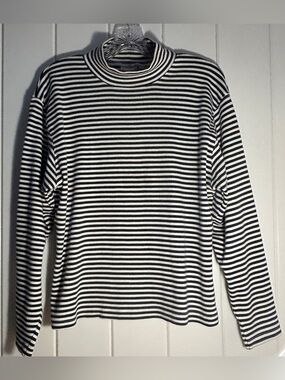 90s Sears Prides Landing women M L top blue stripe knit coastal vintage nautical